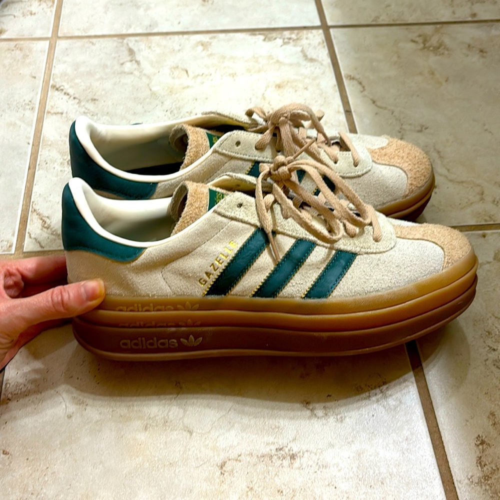 Adidas Gazelle platform